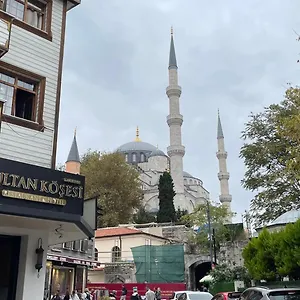 2* Hotel Sultan Corner